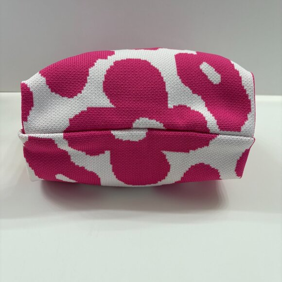 Wrist Tote Bag - 100% Polyester- Hot Pink/ White Daisies - NWT - Picture 6 of 8